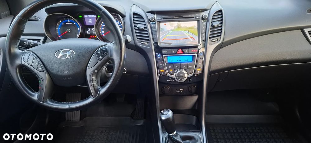 Hyundai i30 1.6 CRDI Passion Plus - 10