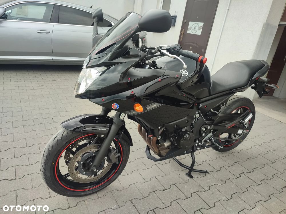 Yamaha XJ - 3