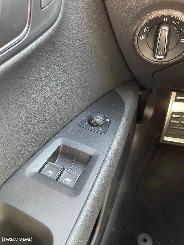 SEAT Leon SC 2.0 TDI DPF S&S FR - 18