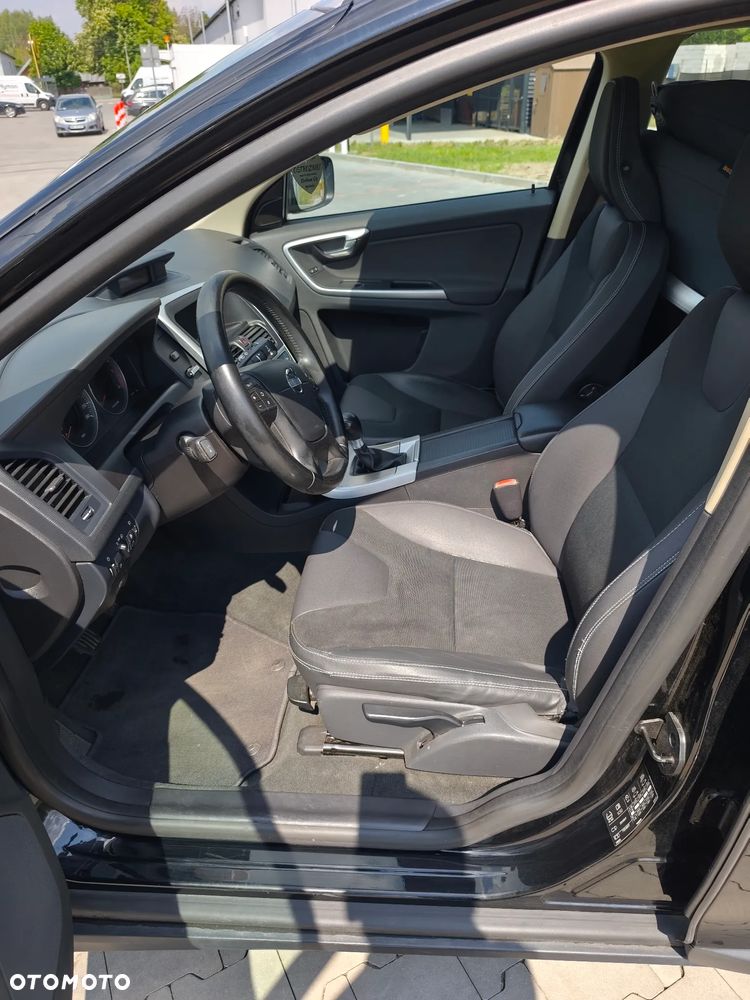Volvo XC 60 D3 Kinetic - 13