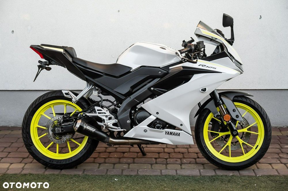 Yamaha YZF - 3