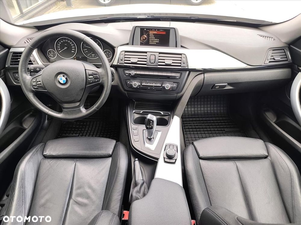 BMW Seria 3 320d Sport Line sport - 7