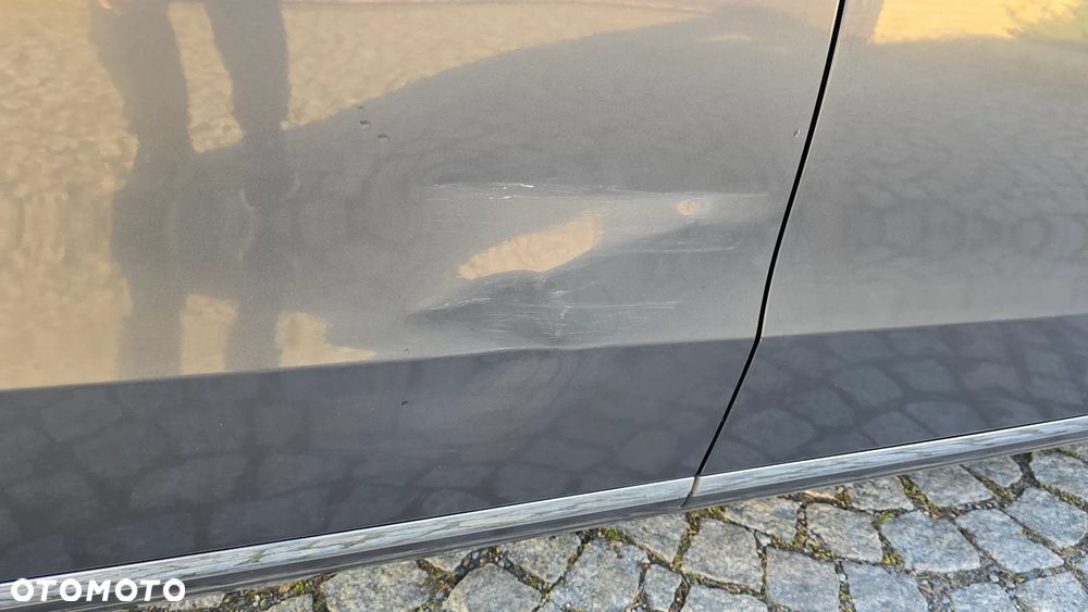 Volkswagen Passat Variant 2.0 TDI DSG BlueMotion Technology Business Edition - 8