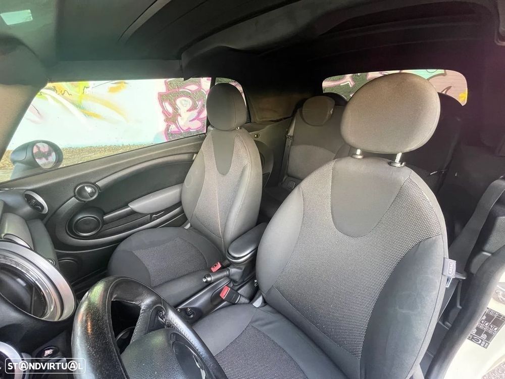 MINI Cabrio Cooper D - 3