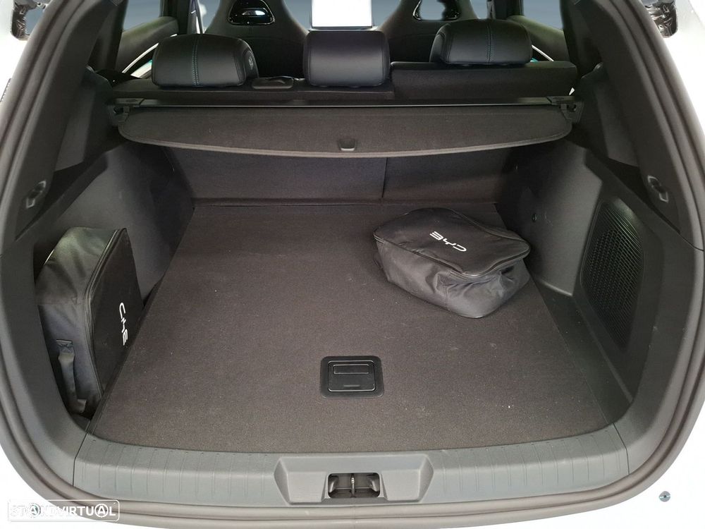 BYD Seal U 1.5 DM-i Comfort — fotografia 23