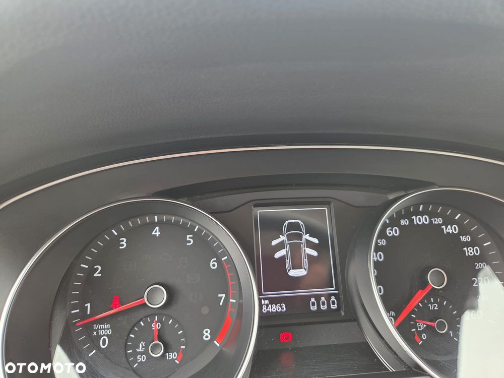 Volkswagen Passat 1.4 TSI BMT Comfortline - 6