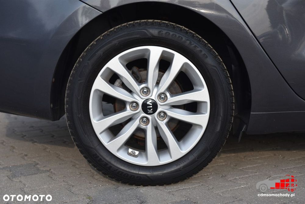 Kia Ceed Cee'd 1.6 GDI Business Line - 13