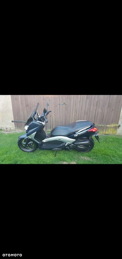 Yamaha X-max - 3