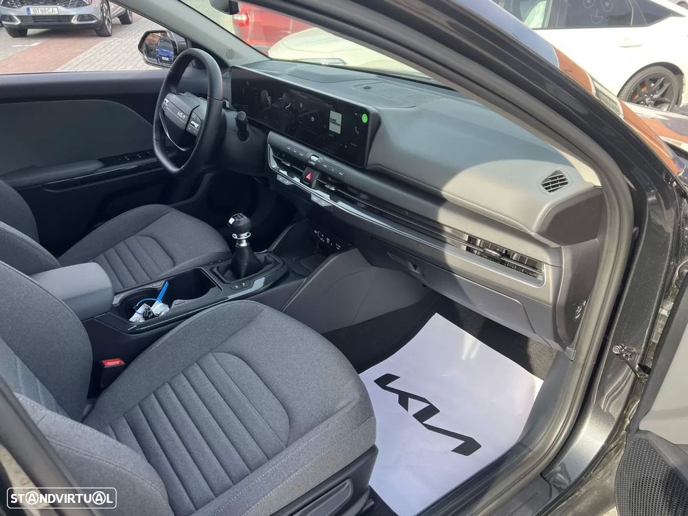 Kia K4 1.0 T-GDI Tech - 13