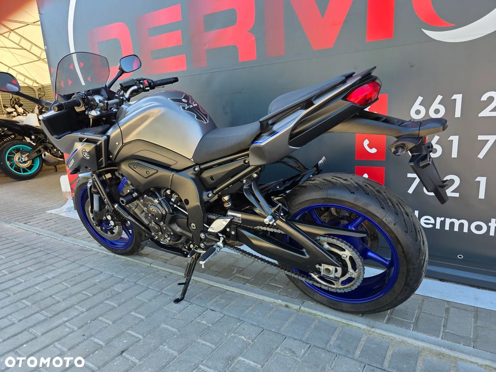 Yamaha FZ8 - 37