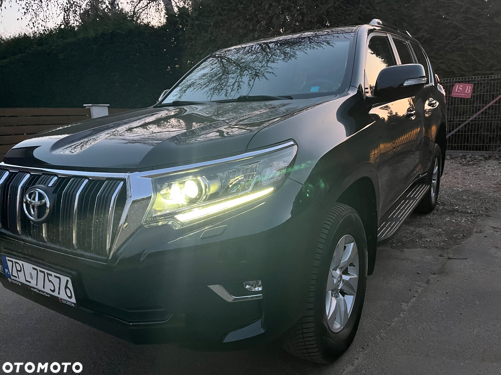 Toyota Land Cruiser - 14
