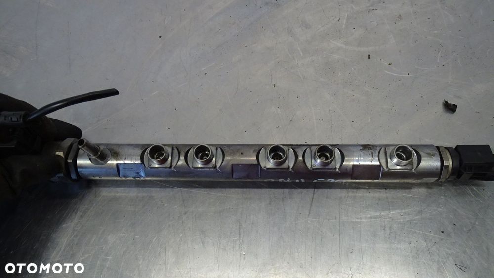 LISTWA WTRYSKOWA BMW F30 320D ED 780912805 - 5