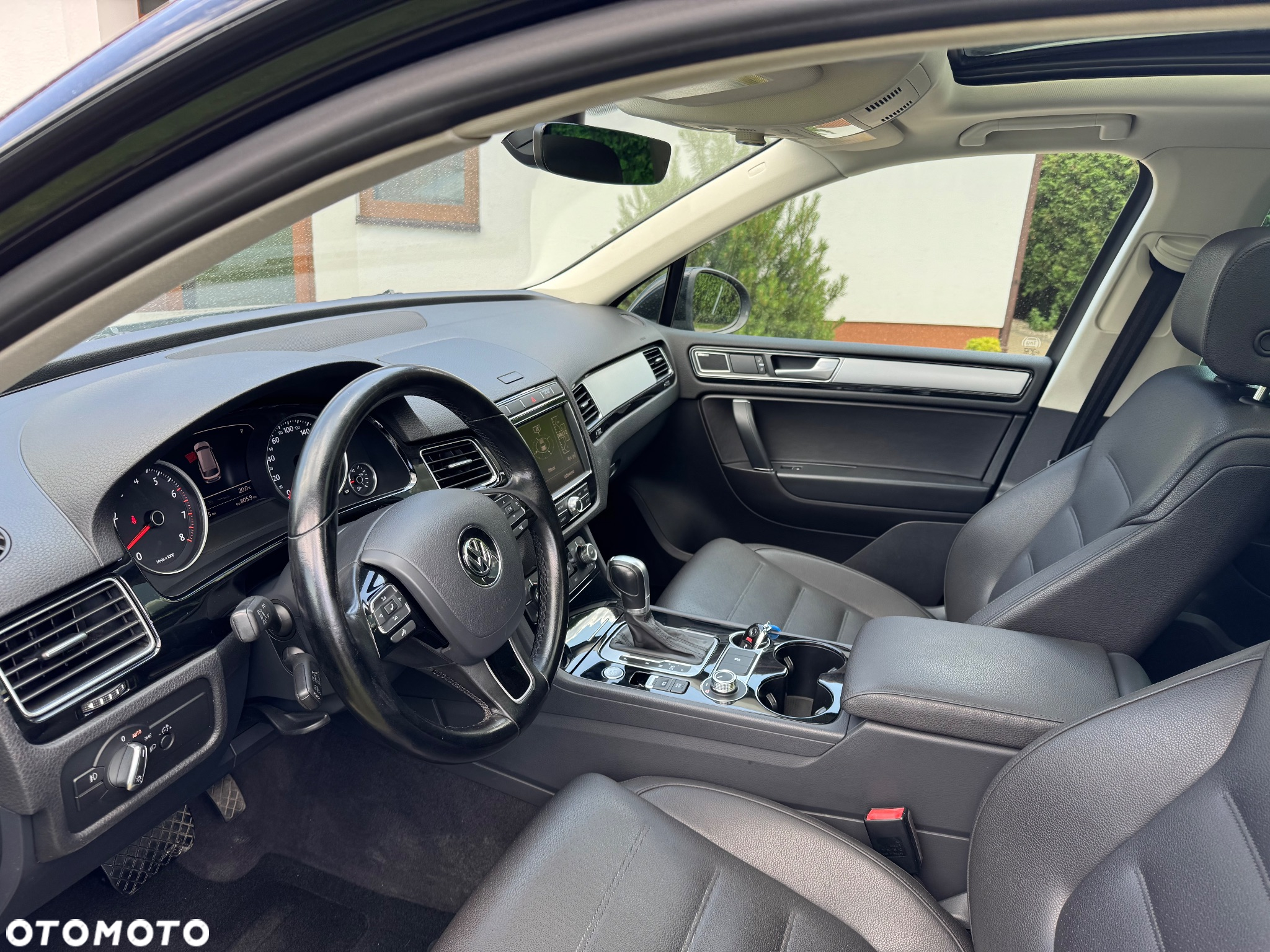 Volkswagen Touareg - 13