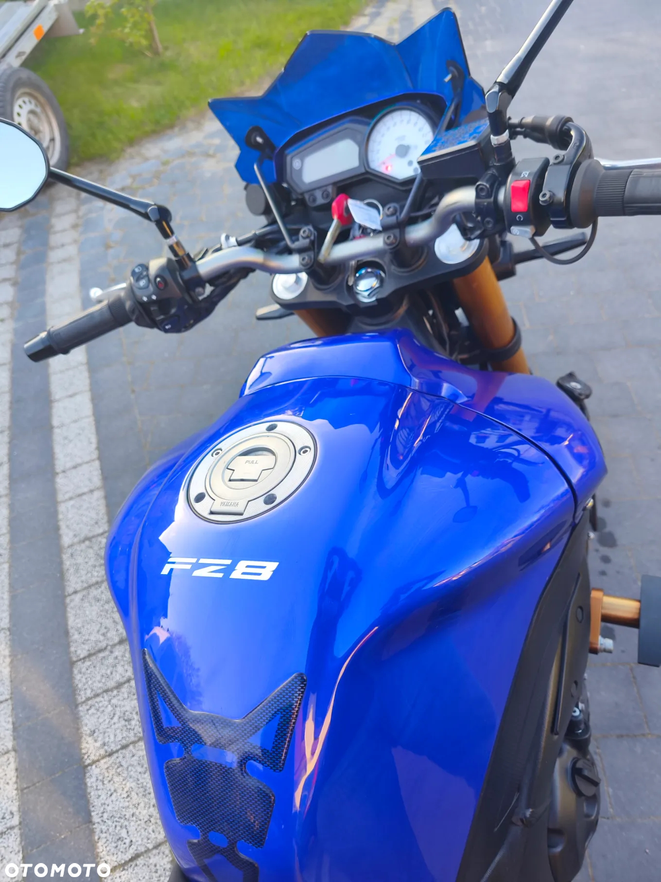 Yamaha FZ8 - 19