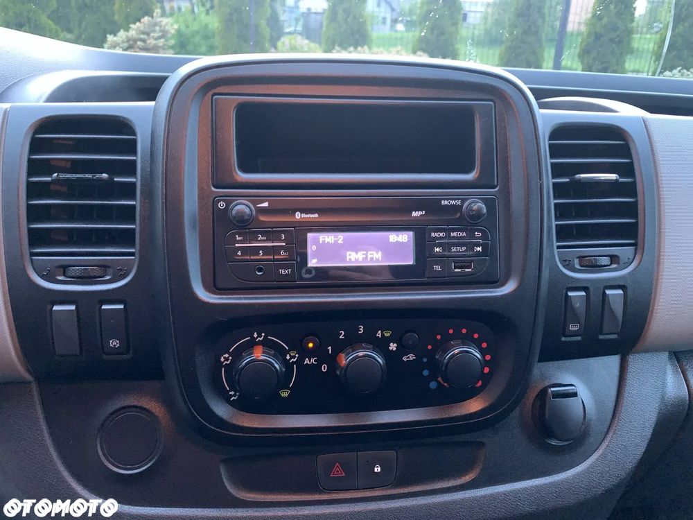 Renault Trafic Bluetooth Relingi Bardzo Zadbany Long - 39