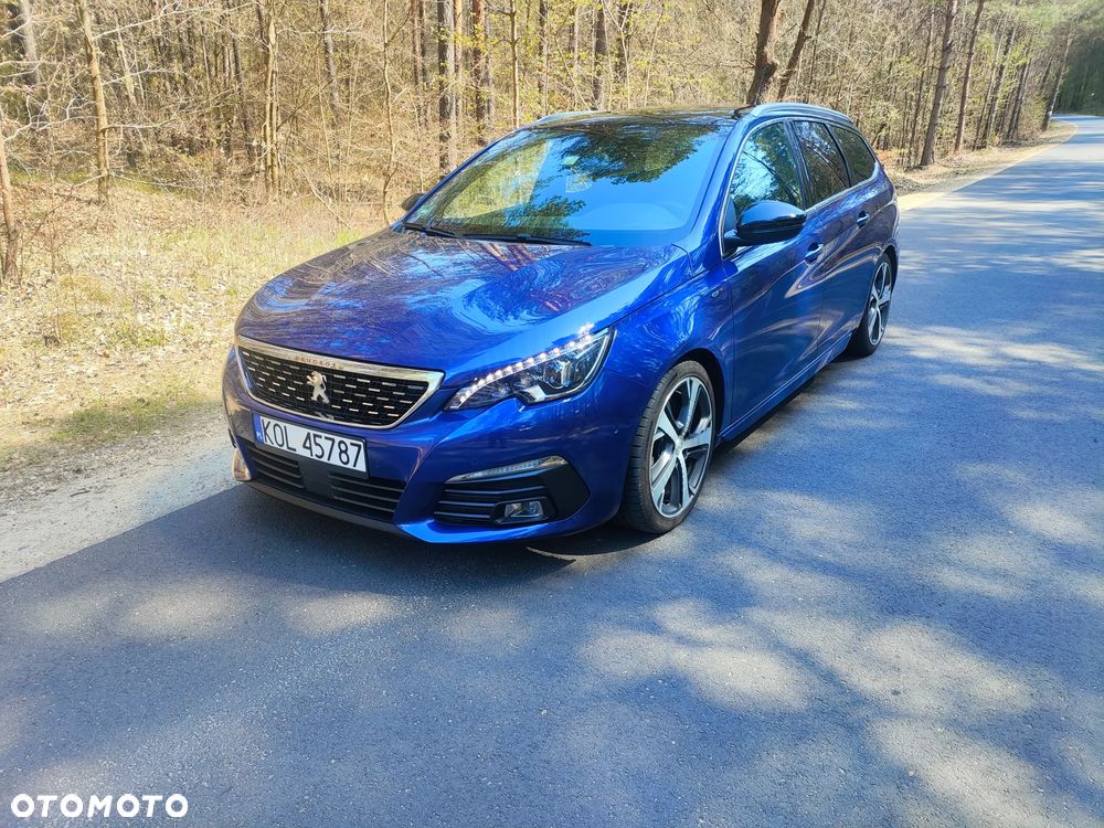 Peugeot 308 - 1