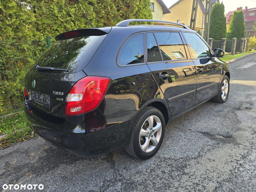 Skoda Fabia 1.2 TSI Combi FAMILY - 8