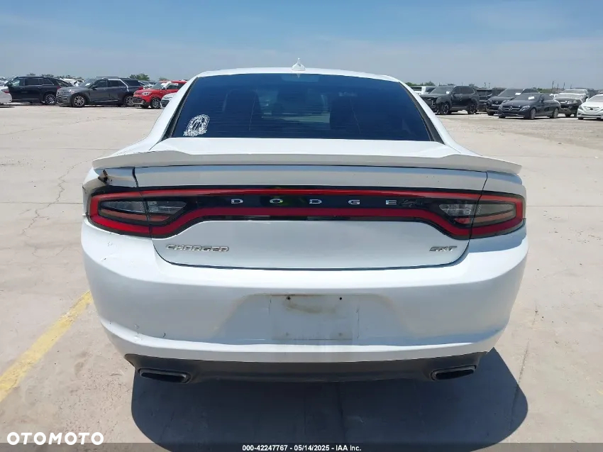 Dodge Charger 3.6 GT - 6