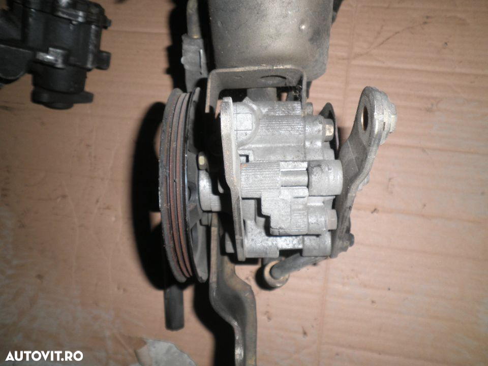 Pompa servo hidraulica Toyota Yaris 1.4 - 6