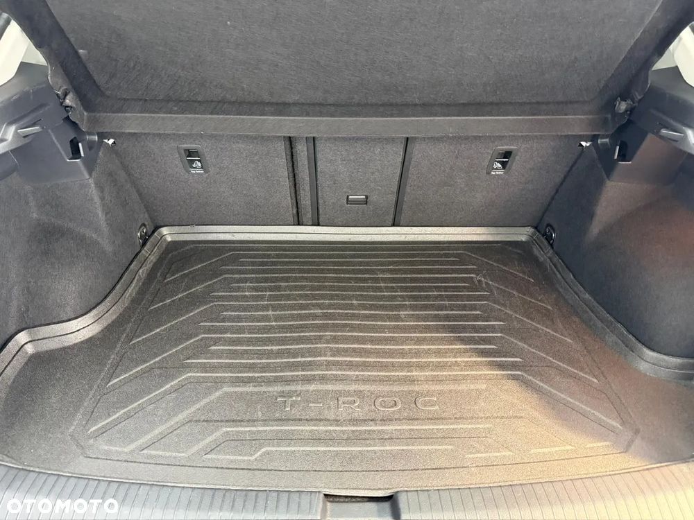 Volkswagen T-Roc 2.0 TDI SCR 4MOTION DSG Sport - 27
