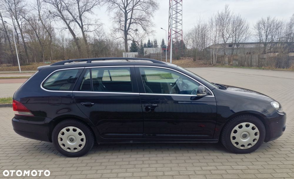 Volkswagen Golf 1.6 TDI Comfortline - 3