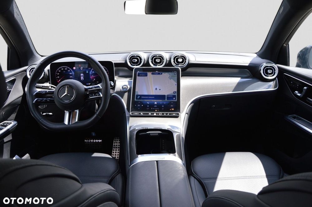 Mercedes-Benz GLC - 25