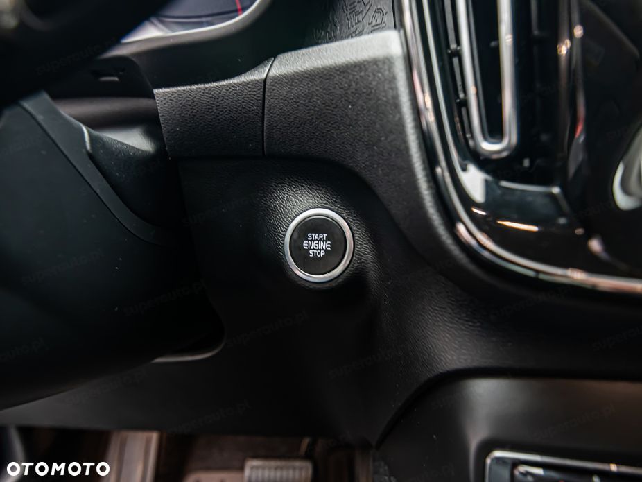 Volvo XC 40 D3 - 16