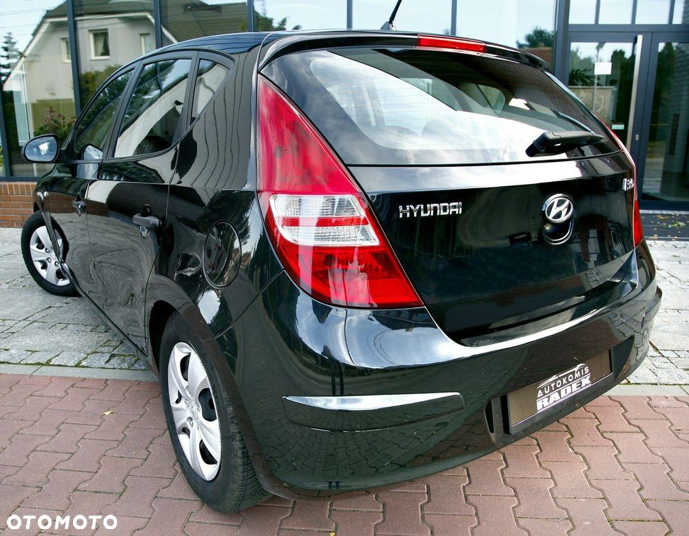 Hyundai i30 1.4 Comfort - 25