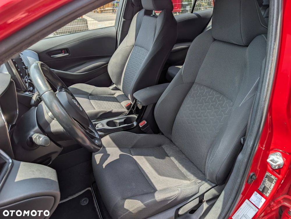 Toyota Corolla - 19