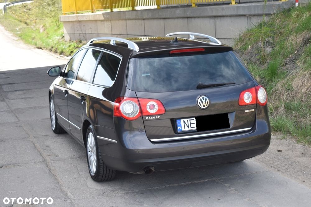 Volkswagen Passat - 11
