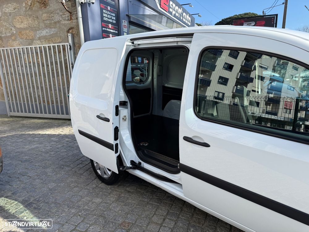 Renault KANGOO 1.5 DCI GPS - 16