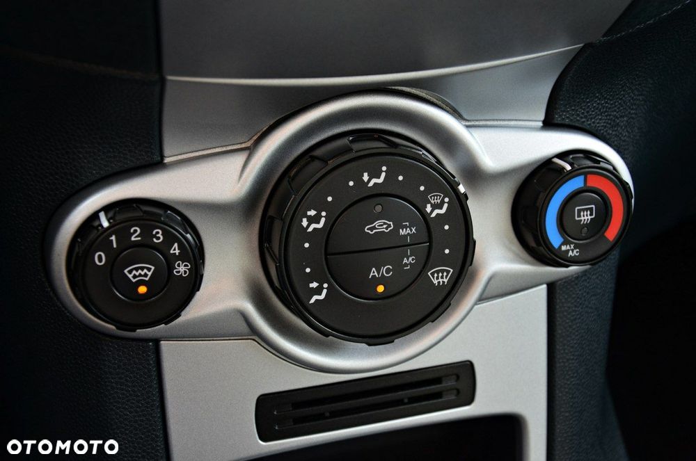 Ford Fiesta 1.25 Silver X Plus 2 EU6 - 7