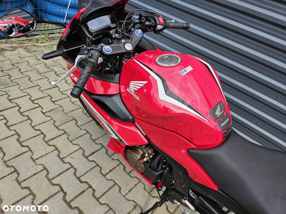 Honda CBR - 9