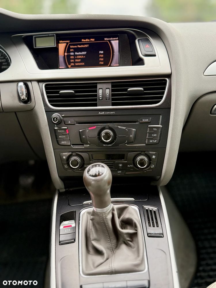 Audi A4 Limousine 2.0 TDI - 16