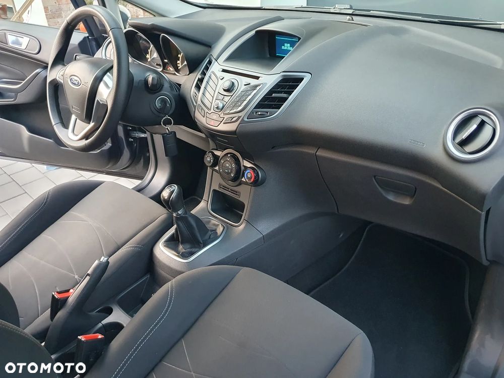 Ford Fiesta - 19