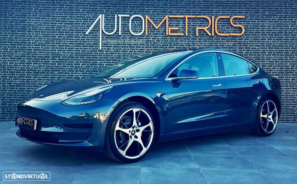 Tesla Model 3 Standard Range Plus RWD