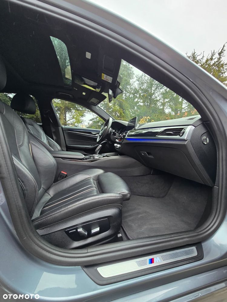 BMW Seria 5 530e iPerformance M Sport sport - 25