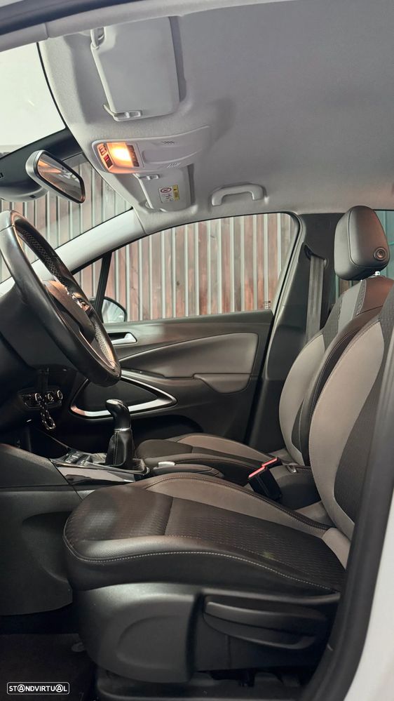 Opel Crossland X 1.2 Innovation - 13