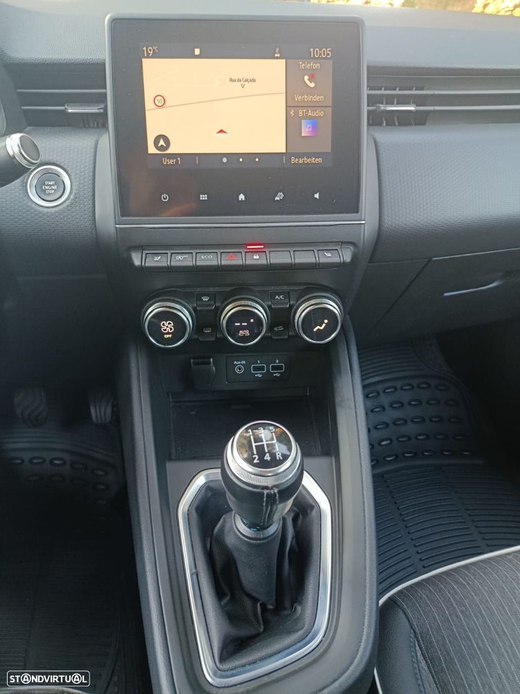 Renault Clio TCe 100 INTENS - 17