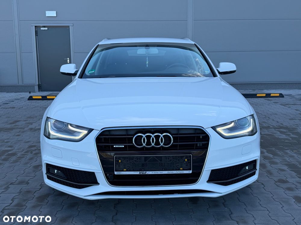 Audi A4 Avant - 11