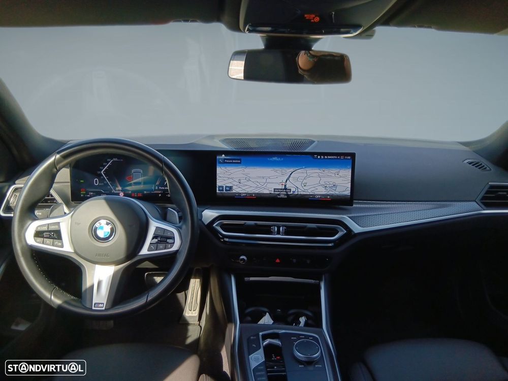 BMW 320 d Touring Pack Desportivo M Auto - 12