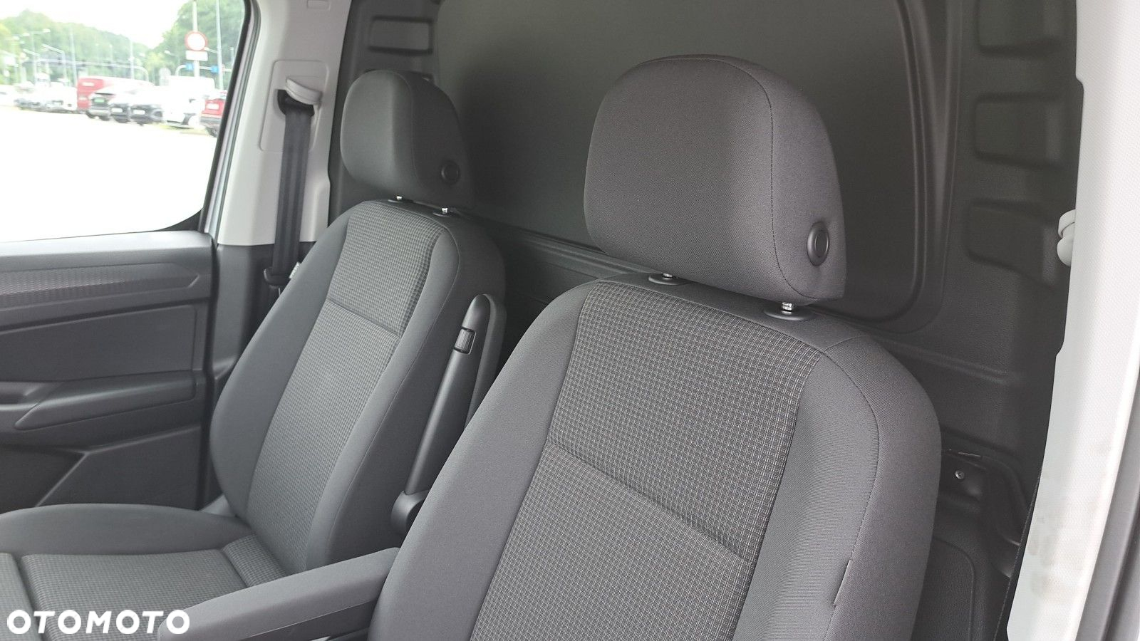 Volkswagen Caddy Cargo - 11