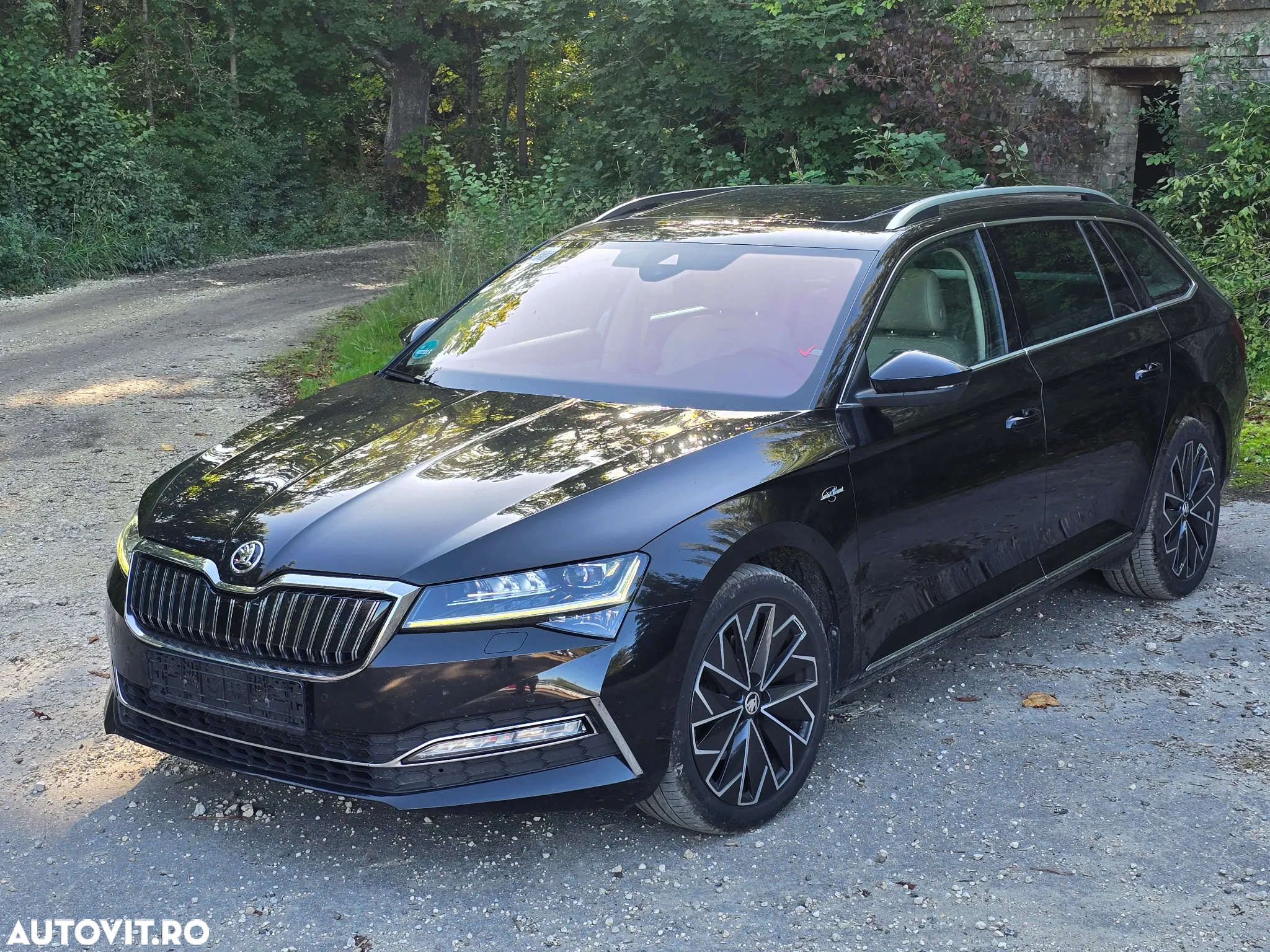 Skoda Superb 1.4 TSI iV DSG L&K - 32