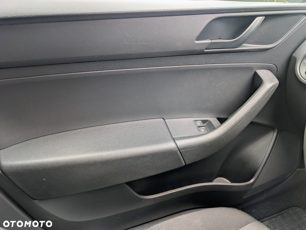 Skoda RAPID 1.2 TSI (Green tec) Active - 9