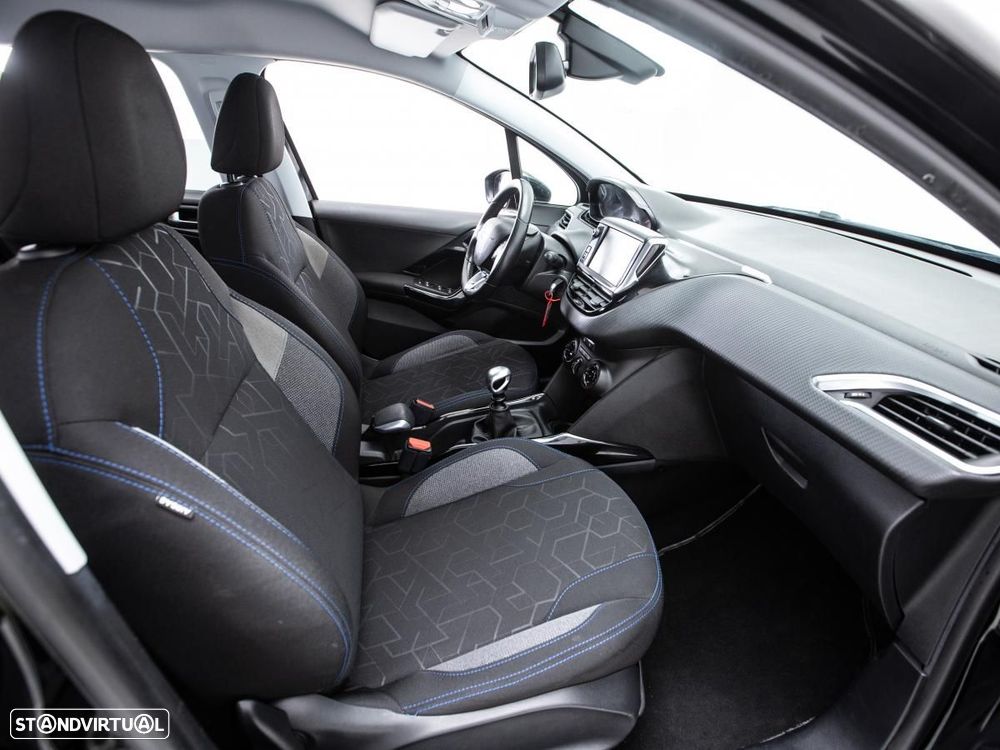 Peugeot 2008 - 10