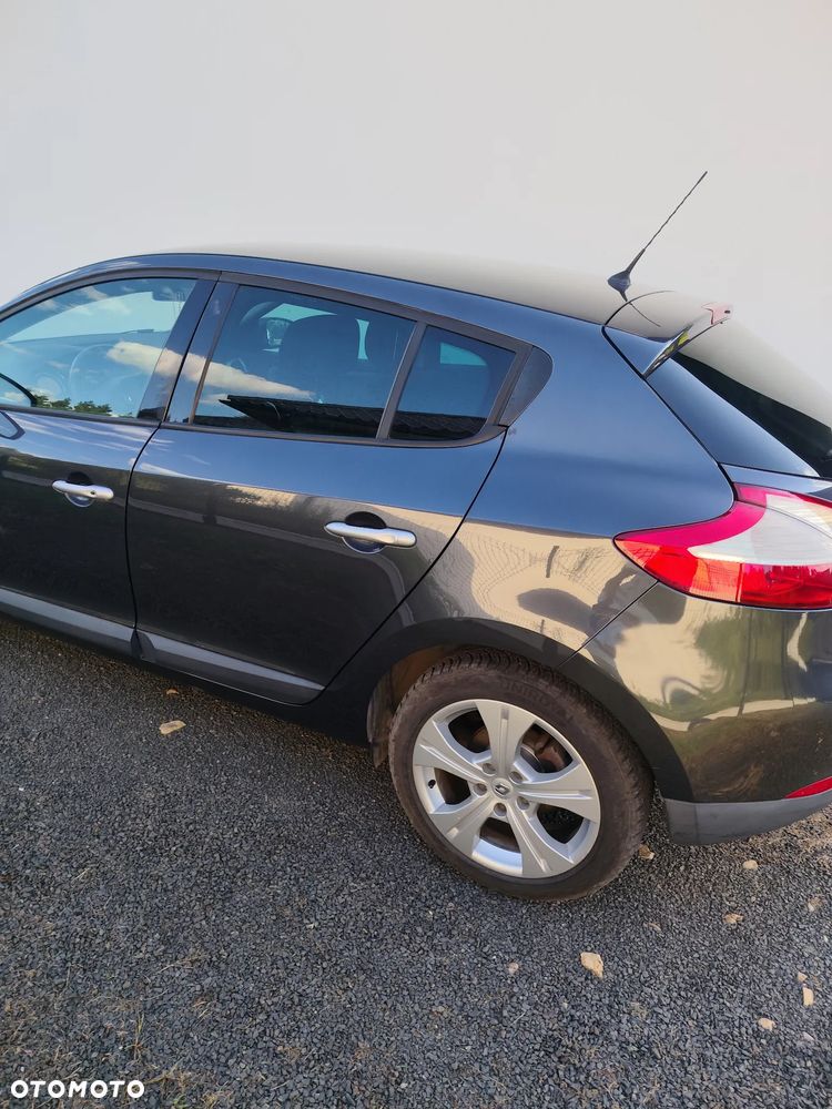 Renault Megane 1.6 16V 110 Dynamique - 3