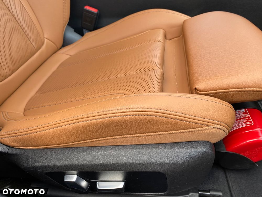 BMW Seria 3 318i Advantage sport - 20