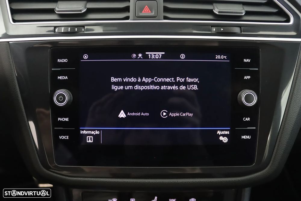 VW Tiguan 2.0 TDI R-Line DSG - 29
