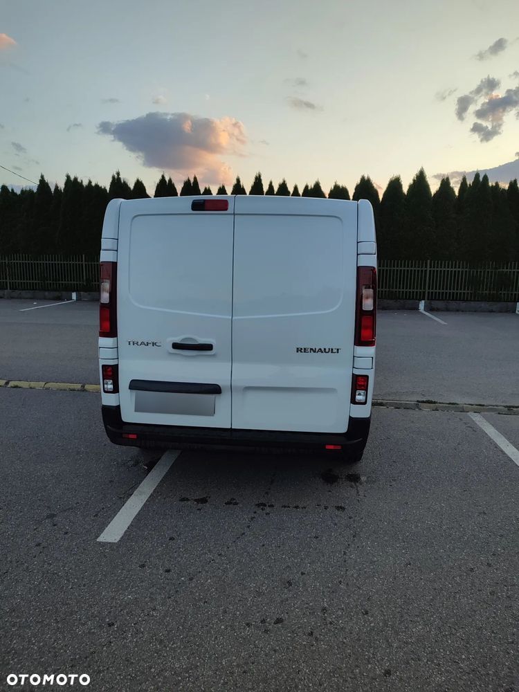 Renault TRAFIC - 5