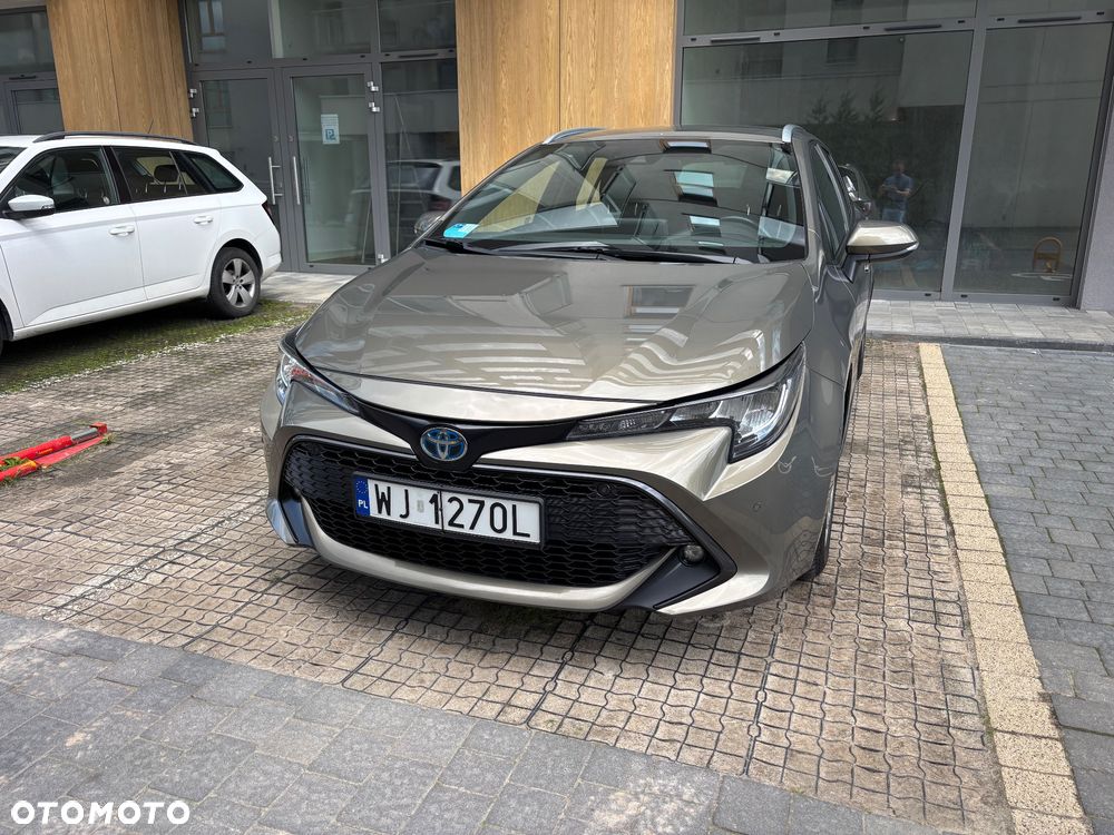 Toyota Corolla 2.0 Hybrid Comfort - 18